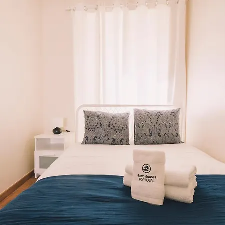 79 - Pénareia * Peniche